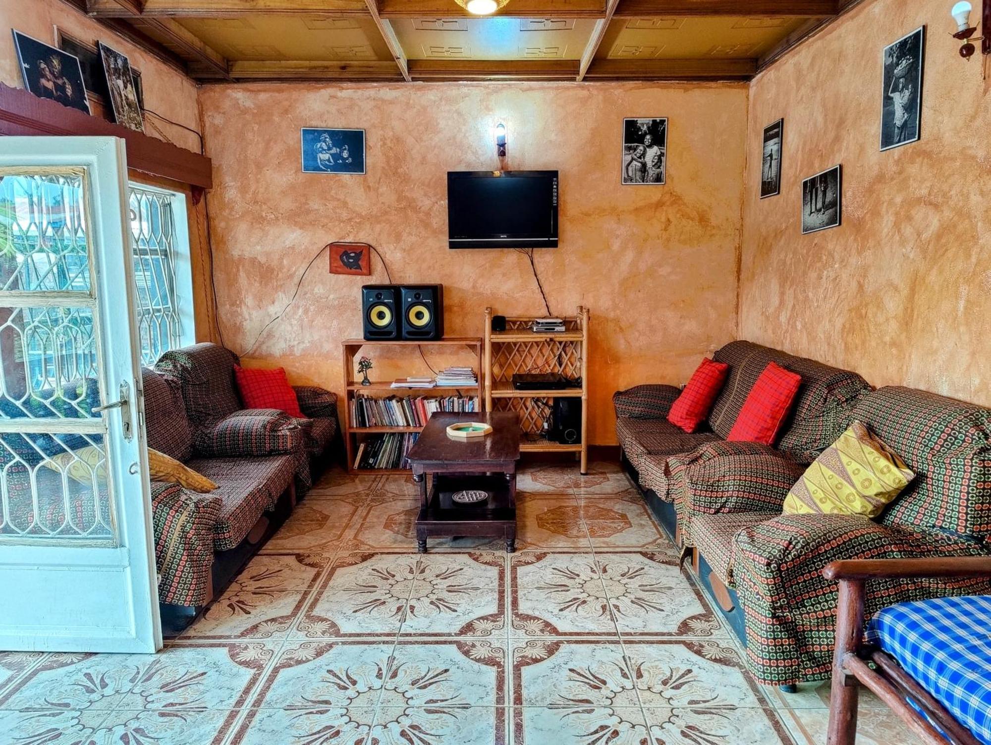 Amahoro Guest House Ruhengeri Dış mekan fotoğraf